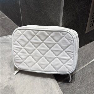 Trish McEvoy White Quilted Diamond Cosmetic Bag